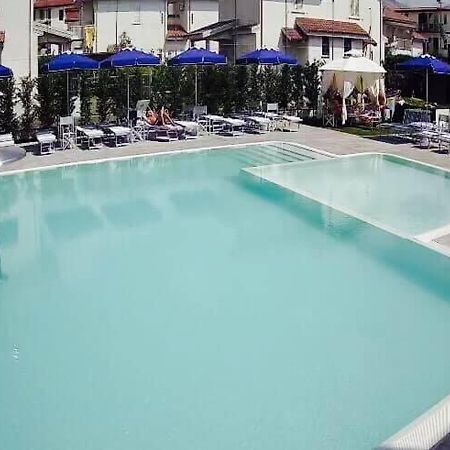 Apparthotel Residence Riviera Dei Cedri Санта Мария дел Чедро Екстериор снимка